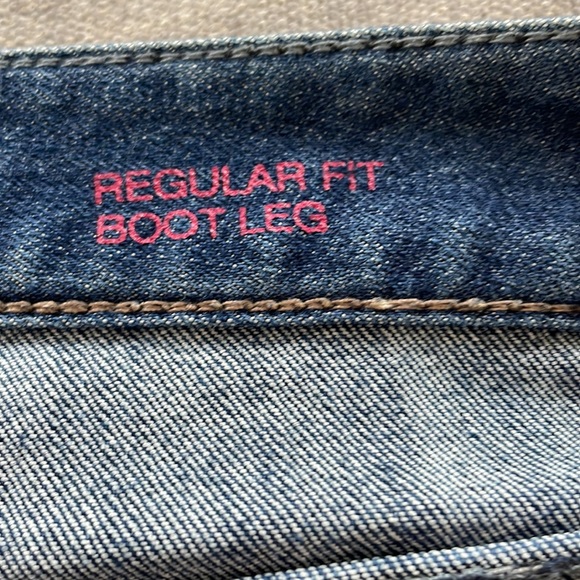 Inc International Concepts Regular Fit Boot Leg Jeans Size 4P - Picture 10 of 11